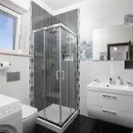 Mason Mit Beheiztem Pool Und Mini-wellness By Interhome Rovinjsko Selo