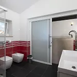 Mason Mit Beheiztem Pool Und Mini-wellness By Interhome Vikendica