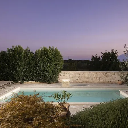 Mason Mit Beheiztem Pool Und Mini-wellness By Interhome *